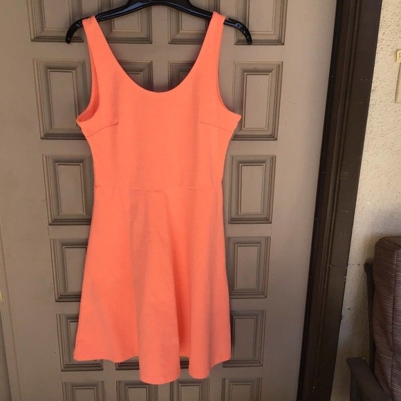 Old Navy Dress SzS/P Fit/Flare Orange Short Sleeveless Pre-Owned Dye Defect - Picture 1 of 13